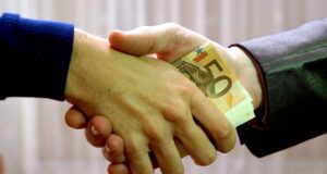 Ist Korruption auf Geschäftsreisen erlaubt? Korruption auf Geschäftsreisen