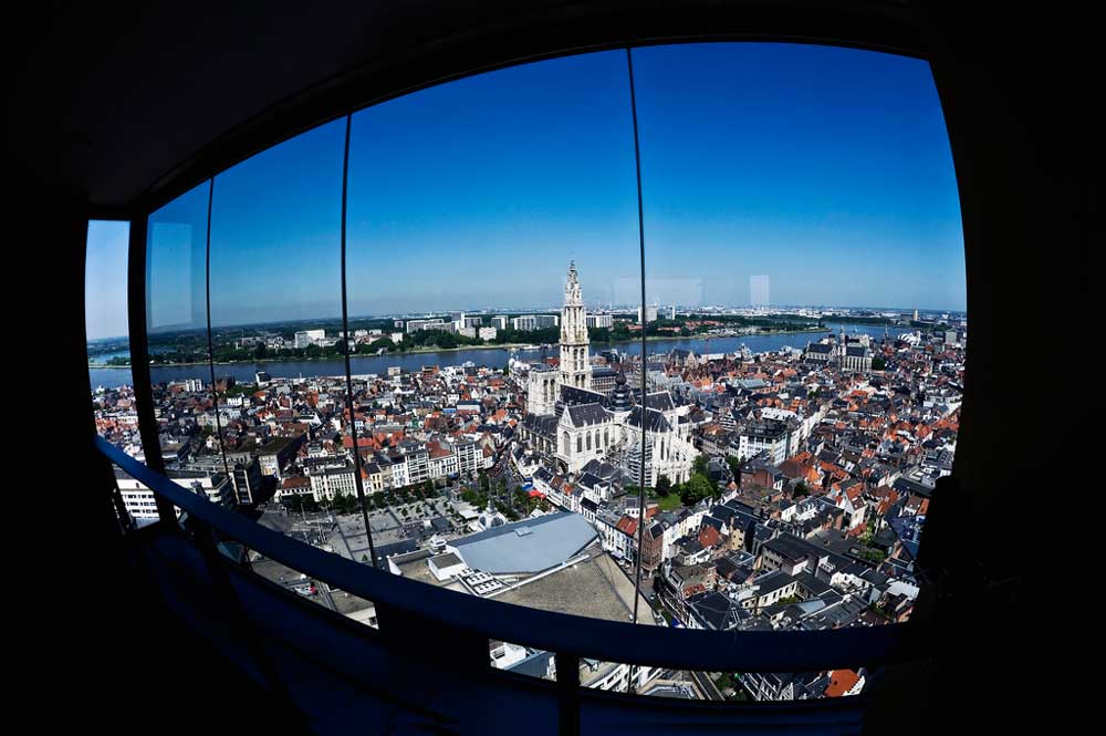 Die Kathedrale von Die Kathedrale von Antwerpen ist das historische Wahrzeichen der Kultur- und Wirtschaftsmetropole im Norden Belgiens (Foto: Antwerpen Toerisme Congress, Dave Van Laere)
