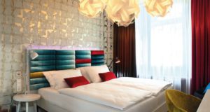 Hotel-Ranking: Groß. Größer. Best Western! Aus einem ehemaligen Bürogebäude in Zuffenhausen wurde ein trendiges Hotel im urbanen Industriestil: Das neue Best Western loftstyle Hotel Stuttgart-Zuffenhausen mit 167 Zimmern wird von der Dobler Hotels GmbH betrieben