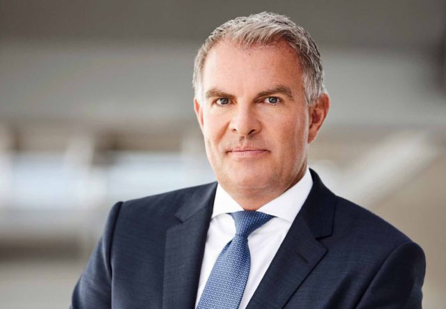 Vorstandsvorsitzender der Deutschen Lufthansa AG, Carsten Spohr hat Air Berlin aufgekauft