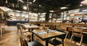 Starkoch Jamie Oliver tischt am Flughafen Wien auf Flughafen: Restaurant und Bar für Reisende