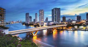 Mit Qatar Airways öfter nach Bangkok Abendstimmung, Panorama von Bangkok