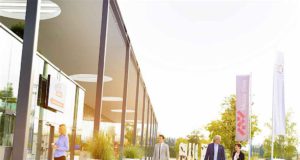 Wels: Zentrale Location für jeden Anlass Der Standort Wels ist ideal für Veranstaltungen jeder Art und Größe