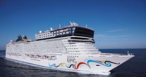 Norwegian-Kreuzfahrt für Elvis Presley-Fans Rock’n’Roll an Bord der Norwegian Epic mit Priscilla Presley und TCB