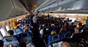 Wie bequem sitzen Sie im Flugzeug? Wie Sie im Flugzeug den besten und bequemsten Sitzplatz finden (Foto: Rene Ehrhardt CC BY 2.0, via Wikimedia Commons)