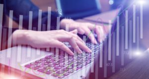 Filter findet falsch gebuchte Hotelraten Ein Filter – basierend auf künstliche Intelligenz –filtert fehlerhafte Hotelraten im Buchungssystem (Foto: Pixabay)