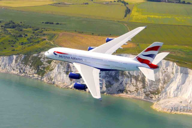 Mit British Airways geht es jetzt dreimal täglich von München nach London über die Cliffs von Dover (Foto: Neil Frazer, British Airways)