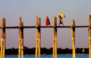 Das Glück des Reisenden liegt in der Ferne Das Glück des Reisens in der Ferne entdecken und erfahren (Foto: Karl Ferdinand, Pixabay)