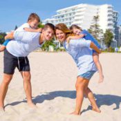 Grünes Hotel am Schwarzen Meer: Familienspaß am Strand