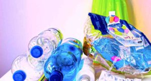 Unterwegs Plastikmüll vermeiden ist einfach Acht Tipps für Geschäftsreisende, wie sie unterwegs Plastikmüll vermeiden (Foto: Stux, Pixabay)