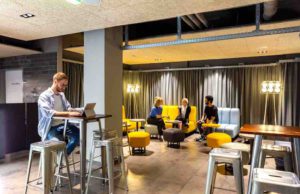 a&o Hostels bringen Self Check-In nach Wien Ab Dezember 2019 kann man in der Lobby des a&o Hostel Wien Hauptbahnhof Self Check-in Terminals nutzen (Foto: KK, a&o Hostels)