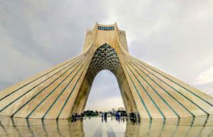 Vor Iran-Reisen wird derzeit noch gewarnt! Die Außenministerien in Wien, Berlin und London warnen vor Reisen nach Iran (Foto: VladoZg, Pixabay