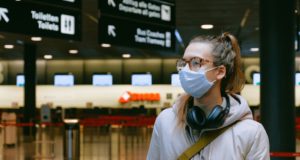 Quarantänemaßnahmen für Flugreisen ungeeignet? Sind Quarantänemaßnahmen im Luftverkehr wirklich nötig? (Foto: Anna Shvets, Pexels)