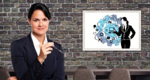 Travel Manager werden zu oft unterschätzt Travel Manager ist ein gefragtes Beruf: Bild zeigt eine Managerin mit Brille in der Hand in ihrem Büro, an dessen Wand ein Bild hängt