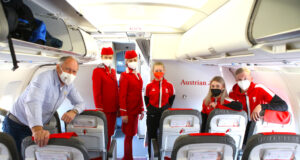 Schluss mit der Maskenpflicht im Flugzeug! Maskenpflicht an Bord der Airlines besteht noch immer in Österreich