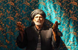 Ramadan: Zeit des Betens und des Fastens Bild zeigt Moslem im Fastenmonat Ramadan beim Gebet