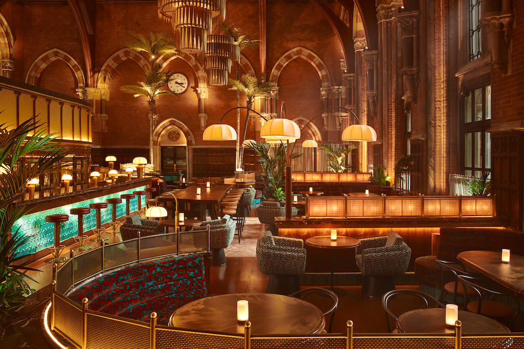 Bild zeigt das Restaurant Booking Office 1869 im symbolträchtigen St. Pancras Renaissance Hotel London 