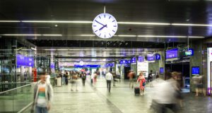 Wie pünktlich ist die Bahn tatsächlich? Wie pünktlich ist die Bahn? Bild zeigt den