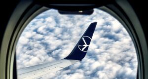 Polish Airlines fliegt wieder auf Gewinnkurs Polish Airlines im Aufwind:Biold zeiht dieHeckflosse der nationalen polnischen hin Fluggesellschaft LOT Polish Airlines