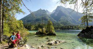 Simply Feel Good in Deutschland! Ramsau bei Berchtesgaden: Idyllische Rast auf dem Bodensee-Königssee-Radweg (Bild: DZT, Günter Standl)