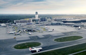 Streit um Flugabgabe und Airports in Österreich Luftaufnahme zeigt den Flughafen Wien. Der Flughafen ist für die Luftfahrt im europäischen Vergleich zu teuern: Zuhohe Flugabgabe und andere Standortkosten vertreiben Airlines (Bild: Flughafen Wien AG)
