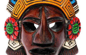 Welche Mitbringsel besser nicht mitnehmen Mitbringsel nicht mitnehmen: Bunte Inka-Maske