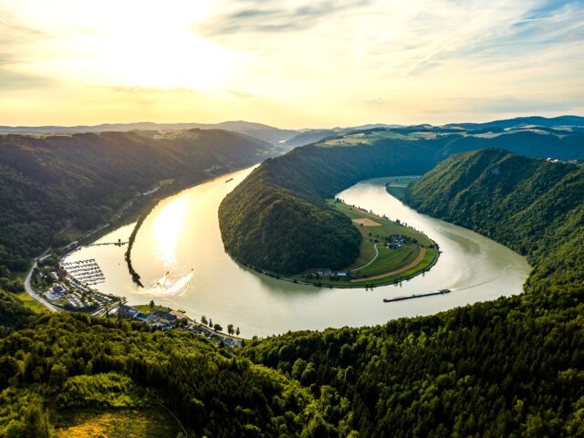 Donauregion Schlögener Donauschlinge 1280 Die Schlögener Donauschlinge gehört zu den Wanderzielen in der Donauregion (Bild: WGD Donau Oberösterreich Tourismus, Kaindlstorfer)