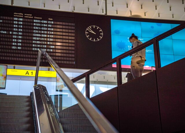 airport-terminal-6530840_1920 Reiseversicherungen sind notwendig: Eine