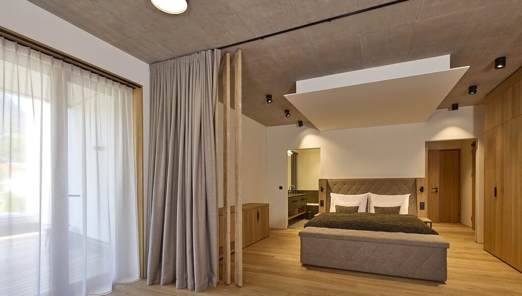 Hotels für Firmenevents müssen auf Ausstattung und Design acht. Ein Hotelzimmer mit Doppelnett