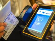 Wie Interpol Passdiebe und Passfälscher jagt Mit I-Checkit fahndet die Interpol nach gefälschten und gestohlenen Pässen (Bild: Interpol)