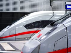 Bahnvertrieb: Neue Lösung für Reisebüros Bahnvertrieb wird für Reisebüros bald noch einfacher und schneller. Im Bild: Berlin Hauptbahnhof mit zwei stehenden Zügen vom Typ ICE 4 der Baureihe 412