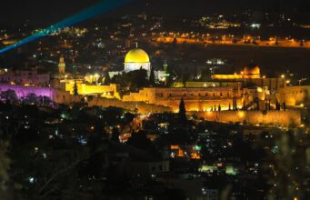 Jerusalem strahlt wieder: Neustart im Incoming Nachtaufnahme: Jerusalem strahlt wieder als Reiseziel