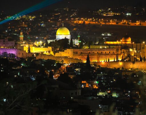 Jerusalem strahlt wieder: Neustart im Incoming Nachtaufnahme: Jerusalem strahlt wieder als Reiseziel