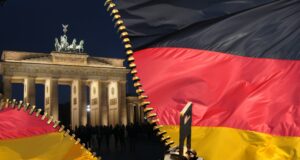 Österreich-Urlauber stehen auf Deutschland Das Brandenburger Torin Berlin: Österreich-Urlauber reisen gern nach Berlin, Hauptstadt Deutschlands