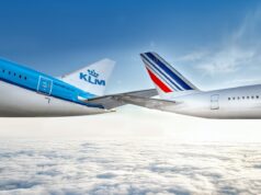 Geschäftsreisen mit Air France und KLM Geschäftsreisen mit Air France und KLM: Zwei Heckflöossen der französischen und niederländischen Fluggesellschaft