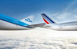 Geschäftsreisen mit Air France und KLM Geschäftsreisen mit Air France und KLM: Zwei Heckflöossen der französischen und niederländischen Fluggesellschaft